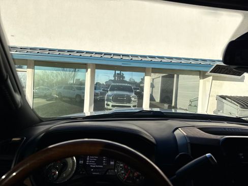 Used 2022 RAM 3500 Limited image 13