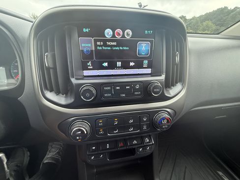 Used 2015 Chevrolet Colorado Z71 w/ Trail Boss Edition image 21