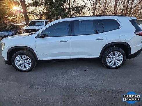 Used 2024 GMC Acadia Elevation w/ Luxury Package image 8