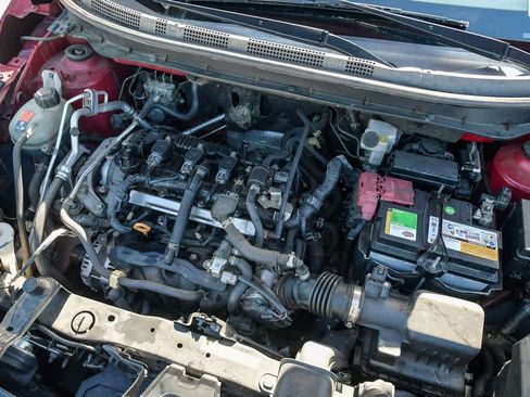 Used 2020 Nissan Kicks SR FWD image 30