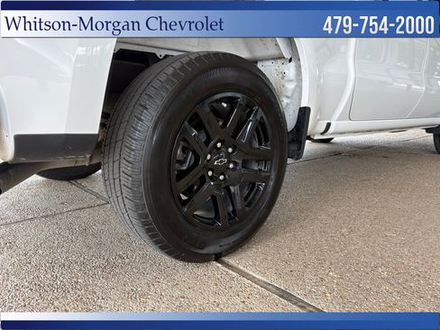 Used 2024 Chevrolet Silverado 1500 Custom AWD/4WD image 31