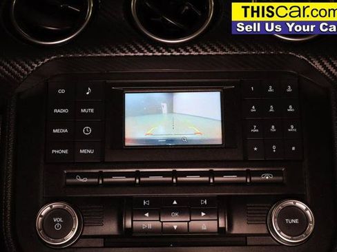 Used 2018 Ford Mustang Coupe RWD image 17