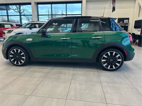 Used 2020 MINI Cooper S w/ Premium Package image 3