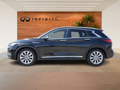 Used 2019 INFINITI QX50 Essential w/ Premium Heat Package image 4