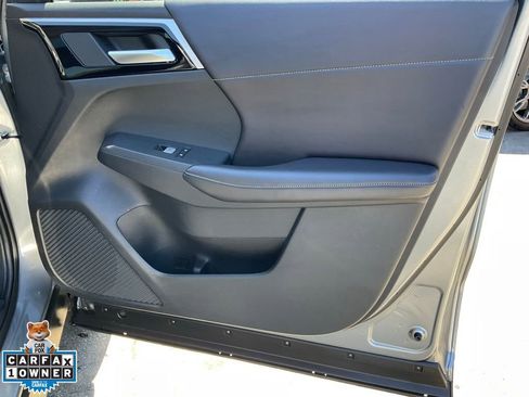 Used 2024 Mitsubishi Outlander SE image 59