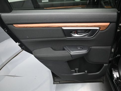 Used 2019 Honda CR-V EX image 29