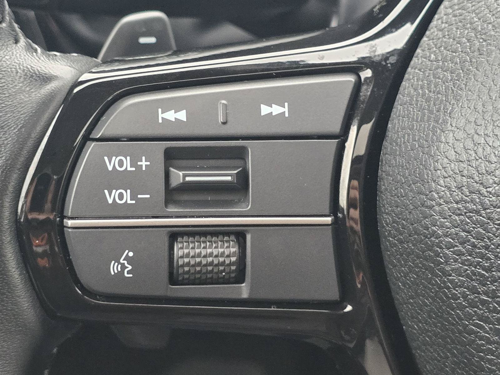Used 2024 Honda Accord Touring image 32