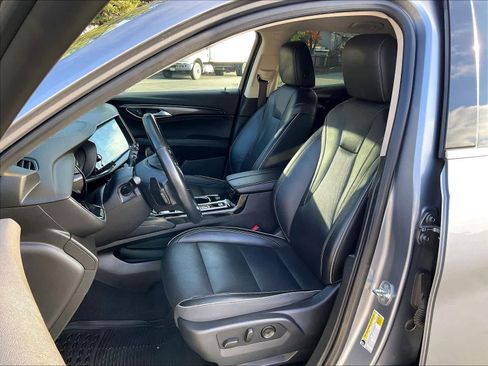 Used 2021 Buick Envision Essence w/ Technology Package I image 26