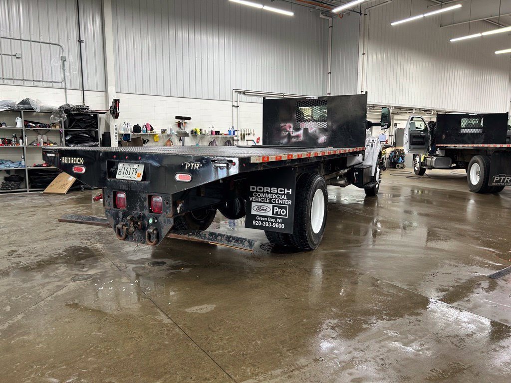 Certified 2022 Ford F750 2WD Regular Cab Super Duty image 7