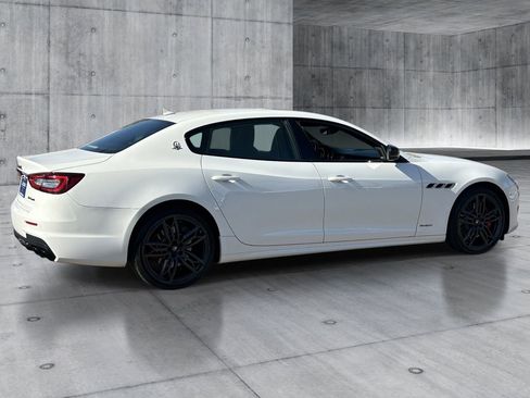 Used 2020 Maserati Quattroporte S GranSport Q4 AWD/4WD image 5