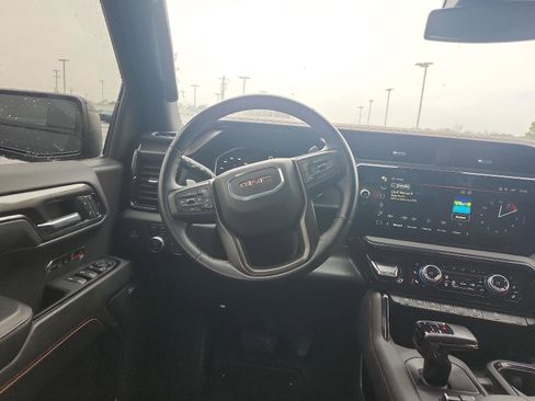 Certified 2024 GMC Sierra 1500 AT4 w/ AT4 Premium Package image 13