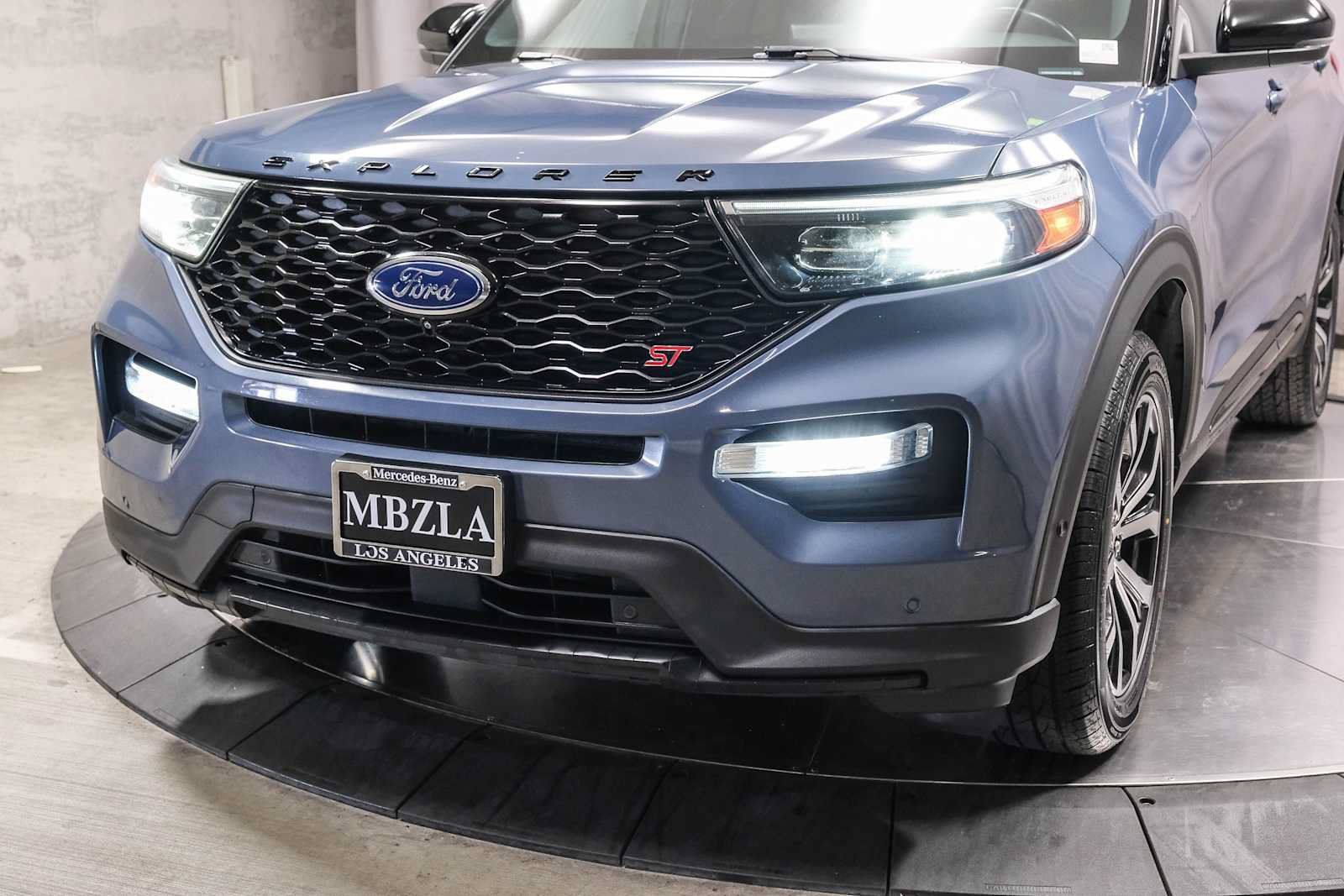 Used 2021 Ford Explorer ST w/ Equipment Group 401A AWD/4WD image 11