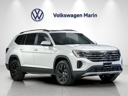 New 2026 Volkswagen Atlas SE FWD image 7