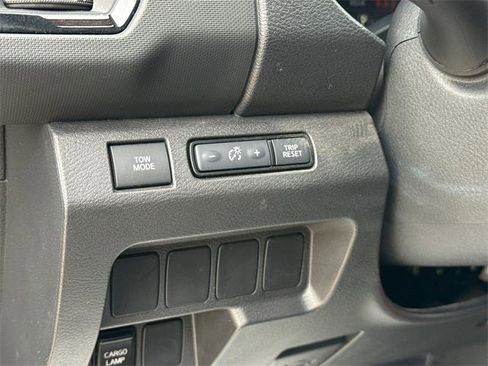 Certified 2024 Nissan Frontier Pro-X image 20