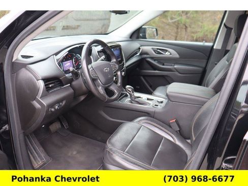 Used 2021 Chevrolet Traverse RS w/ LPO, Roadside Safety Package image 21
