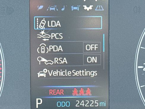 Used 2024 Toyota Corolla LE FWD image 17
