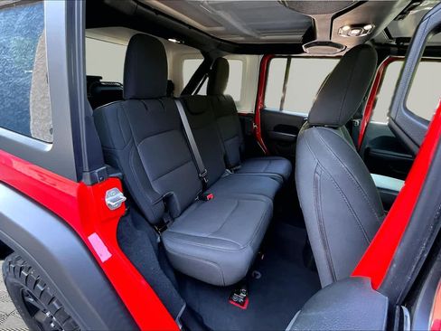 Used 2022 Jeep Wrangler Unlimited Sport AWD/4WD image 18