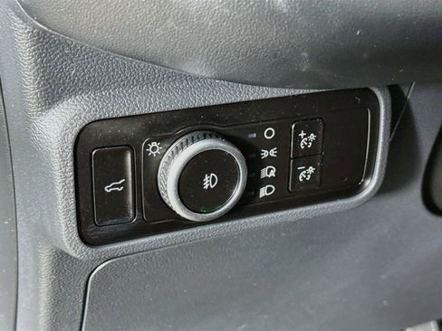 Used 2025 Ford Explorer ST-Line AWD/4WD image 15