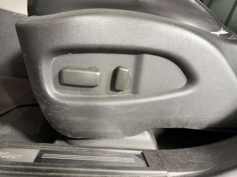 Used 2011 Cadillac SRX 2WD image 14