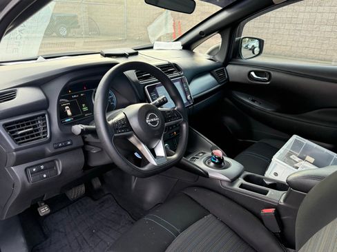 Certified 2024 Nissan Leaf S image 14