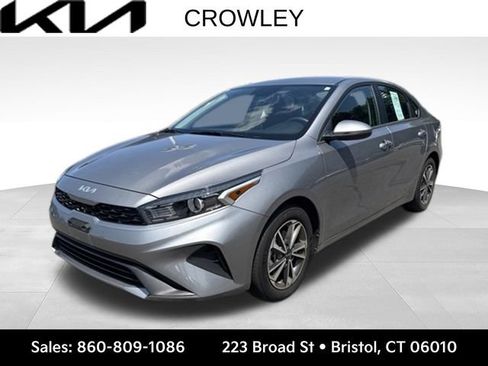 Certified 2023 Kia Forte LXS w/ LXS Technology Package FWD image 1