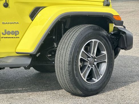 Used 2023 Jeep Wrangler Sahara image 11