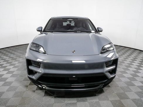 Used 2025 Porsche Macan Turbo Electric image 28