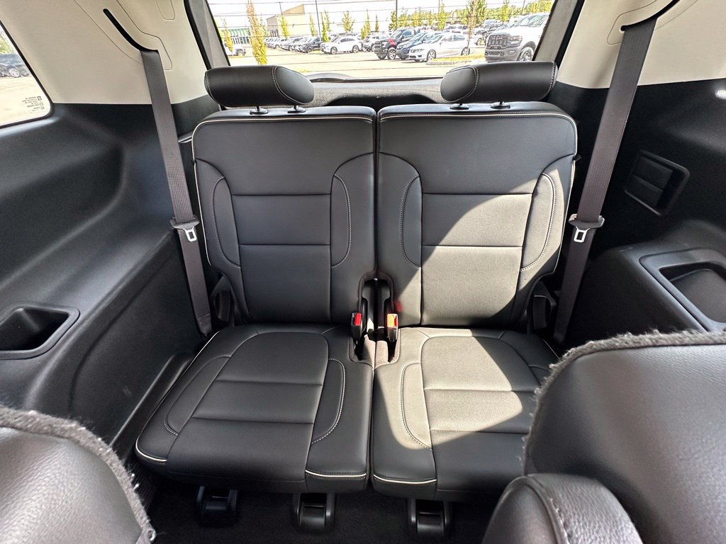 Used 2021 GMC Acadia Denali FWD image 27