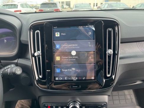 New 2024 Volvo XC40 Recharge Plus w/ Protection Package Premier RWD image 24