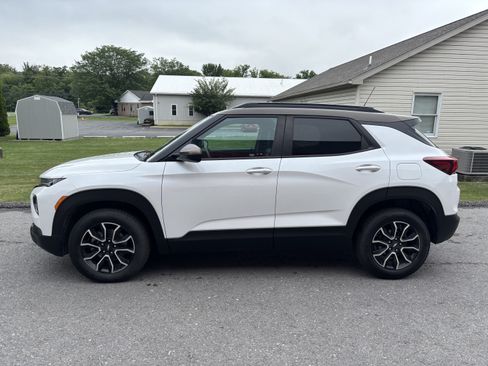 Used 2021 Chevrolet TrailBlazer ACTIV w/ Sun and Liftgate Package AWD/4WD image 7