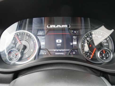 Used 2024 RAM 3500 Big Horn w/ Safety Group image 25