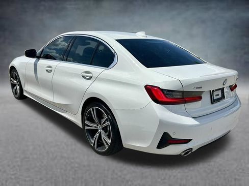 Used 2020 BMW 330i xDrive Sedan w/ Convenience Package AWD/4WD image 7