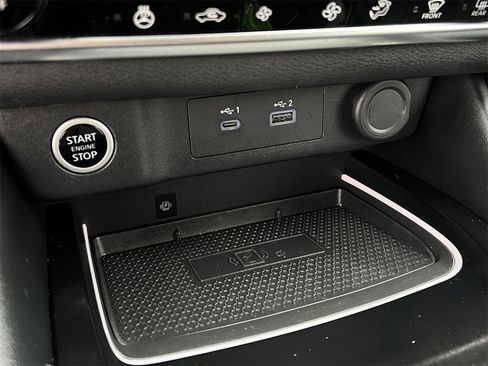 Certified 2023 Nissan Rogue Platinum image 18