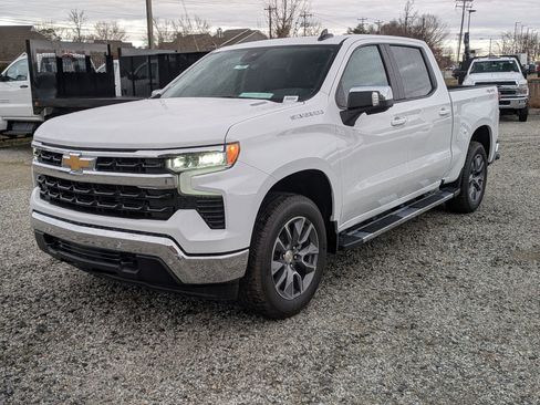 New 2026 Chevrolet Silverado 1500 LT w/ All Star Edition Plus image 3