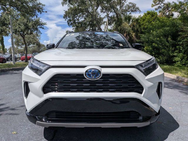 Used 2023 Toyota RAV4 XSE AWD/4WD image 8