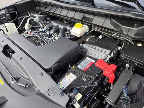 Certified 2023 Nissan Pathfinder S FWD image 23