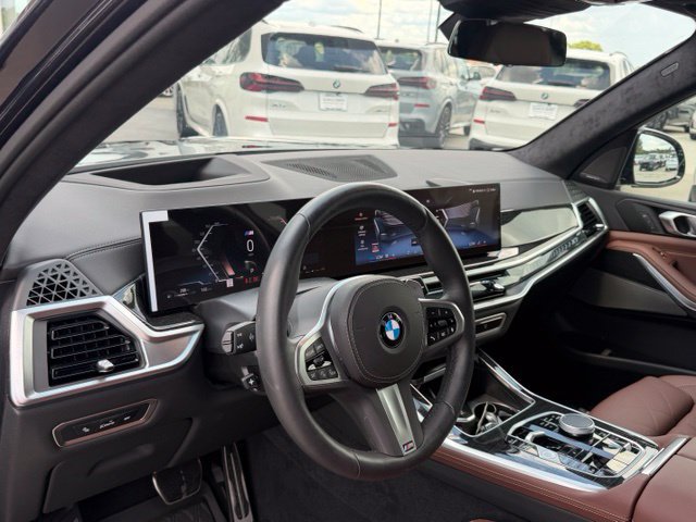 Used 2026 BMW X7 xDrive40i w/ M Sport Package AWD/4WD image 15