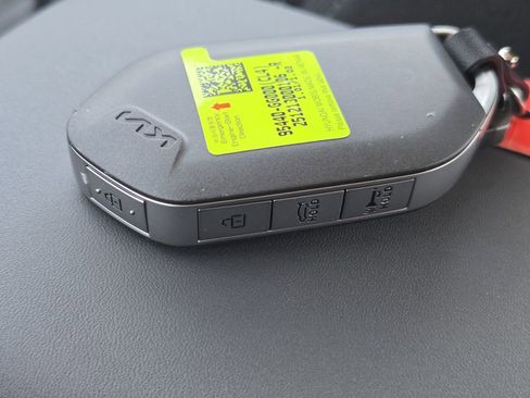 New 2026 Kia K4 LXS image 30