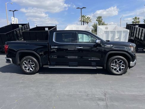 New 2026 GMC Sierra 1500 SLT w/ SLT Premium Plus Package RWD image 4