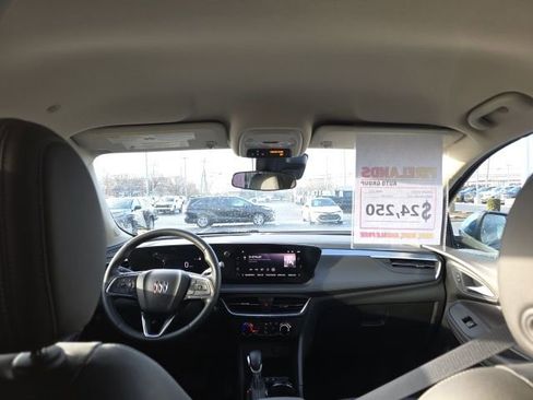 Used 2024 Buick Encore GX Preferred w/ Comfort Package image 12