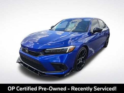Used 2023 Honda Civic Sport image 3
