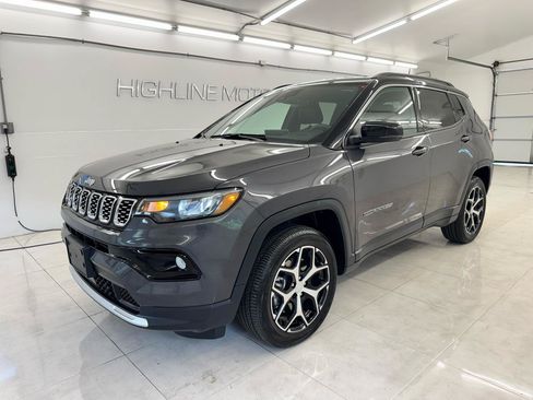 Used 2024 Jeep Compass Limited AWD/4WD image 1