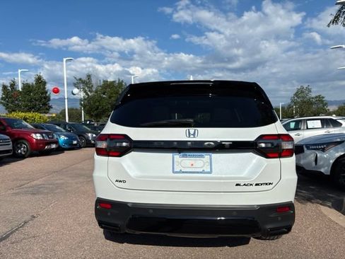 Used 2026 Honda Pilot Black Edition image 30