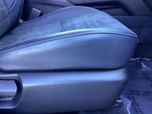 Used 2024 Mitsubishi Outlander SE Black Edition image 21