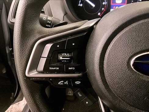 Used 2019 Subaru Impreza 2.0i Premium image 17