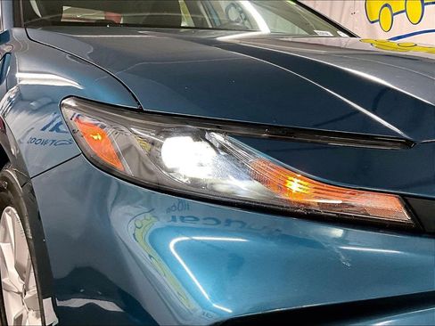 Used 2025 Toyota Camry LE FWD image 31