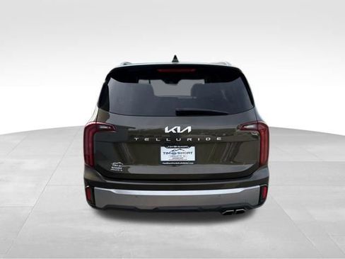 Used 2025 Kia Telluride S FWD image 10
