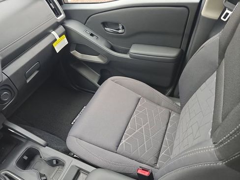 New 2026 Nissan Frontier SV image 17