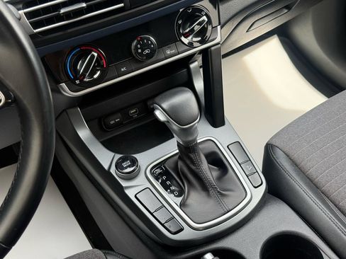 Used 2021 Kia Seltos S image 24