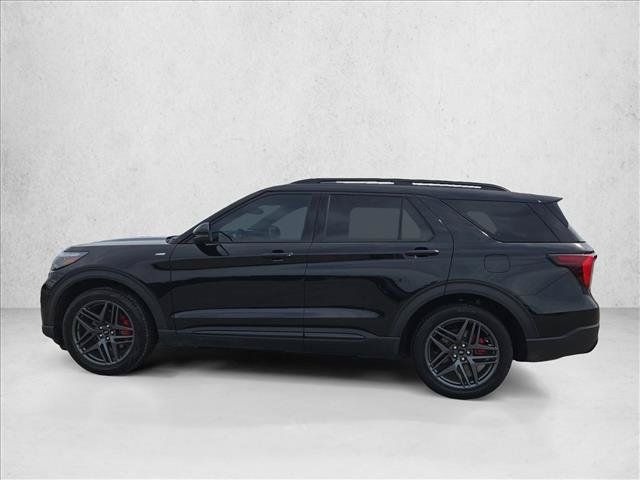 Used 2025 Ford Explorer ST-Line w/ Premium Package RWD image 9